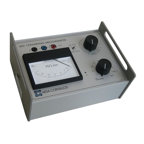 Megaohmmetro analogico - 3921 - AESA Cortaillod - portatile