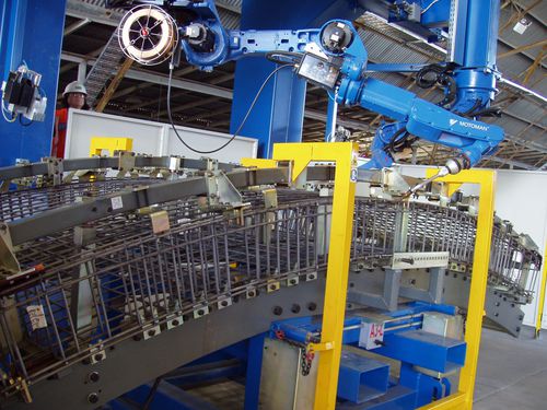Macchina di assemblaggio robotizzata - A.W.M. S.p.A. Automatic Wire Machines - di gabbia