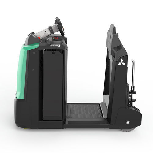 Trattore per rimorchio - VANTiA TBR30-50N2  - Mitsubishi Forklift Trucks - elettrico / a 3 ruote / con conducente in piedi
