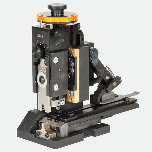 Pressa crimpatrice per cavi elettrici - UNI-A 800 - Hanke Crimp-Technik GmbH - manuale / pneumatica