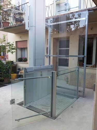 Ascensore per persone a mobilità ridotta - Toplevel - TESIS ENGINEERING