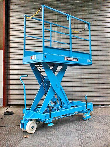 Piattaforma elevatrice a forbice elettrica - SHT- MTB - HYWEMA - Josef Schwahlen GmbH & Co.KG - da officina