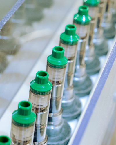 Stampaggio a iniezione plastica bicomponente - Helvoet Rubber & Plastic Technologies B.V. - polietilene / per tubi / per il settore medico