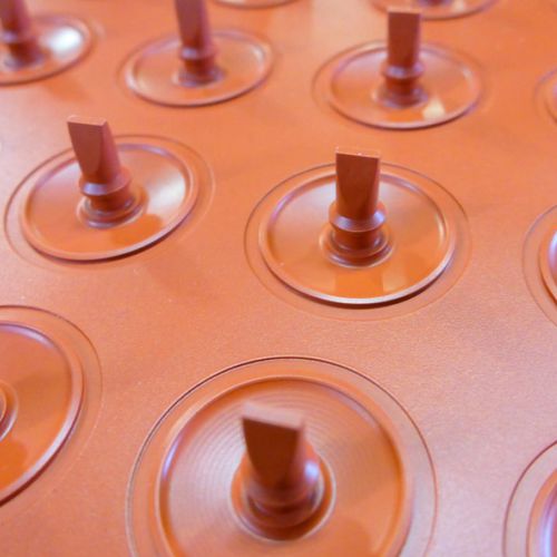 Stampaggio libera - Helvoet Rubber & Plastic Technologies B.V. - in plastica / per applicazioni automotive / ISO 9001