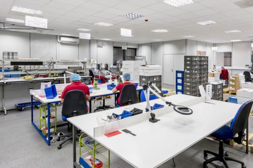 Assemblaggio per il settore medico - Helvoet Rubber & Plastic Technologies B.V. - per grandi serie / elastometro / ISO 9001