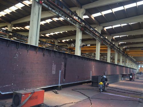 Gru a cavalletto per officina - 70 MT - BVS Cranes-BÜLBÜLOĞLU VİNÇ SAN. ve TİC. A.Ş.