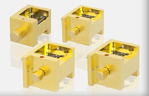 Miscelatore di frequenza - 26.5 - 110 GHz - Pasternack Enterprises, Inc.