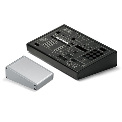 Scatola con inclinazione - TAKACHI Electronics Enclosure Co., Ltd. - da ufficio / modulare / in alluminio estruso