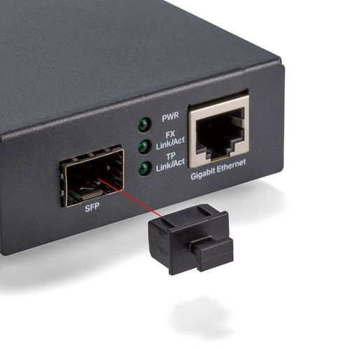 Tappo per connettore di fibre ottiche - SFPC・CXP series - TAKACHI Electronics Enclosure Co., Ltd. - rettangolare / maschio / in termoplastica