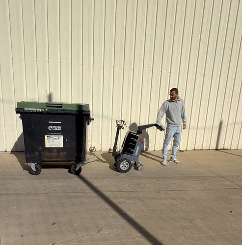 Spintore movimentatore elettrico con alimentazione a batteria - TRACTEUR-POUSSEUR - COBRANE DESIGN