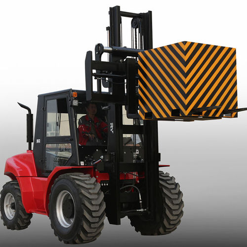 Carrello elevatore diesel - 2WD - Royal - a benzina / con conducente seduto / industriale