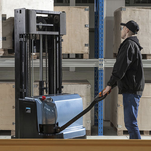 Accatastatore elettrico - Royal - a guida a bordo / da trasporto / per pallet