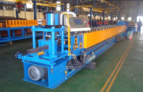 Profilatrice per profilati - Omega - AMECO INDUSTRIAL JOINT STOCK COMPANY - automatica / controllata da PLC / punzonatura