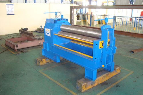 Calandra a 3 rulli - AMECO INDUSTRIAL JOINT STOCK COMPANY - a 4 rulli / idraulica