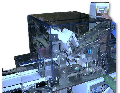 Tappatrice lineare - COMPACT OVERCAPPING MACHINE - Sapli - a pressione / a moto continuo / automatica