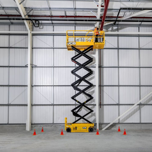 Piattaforma elevatrice a forbice mobile - S4046E - JCB - su ruota / semovente / con alimentazione a batteria