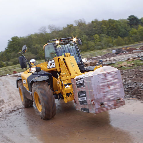 Movimentatore telescopico con motore diesel - 541-70 - JCB - diesel / compatto / maneggevole