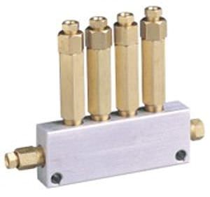 Iniettore per olio - Trico - volumetrico