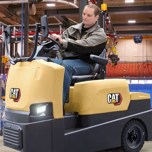 Spintore movimentatore elettrico per veicolo - NTS series - Cat Lift Trucks - per il settore aeronautico / per applicazioni pesanti / con alimentazione a batteria