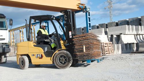 Carrello elevatore diesel - DP series - Cat Lift Trucks - a GPL / con conducente seduto / industriale