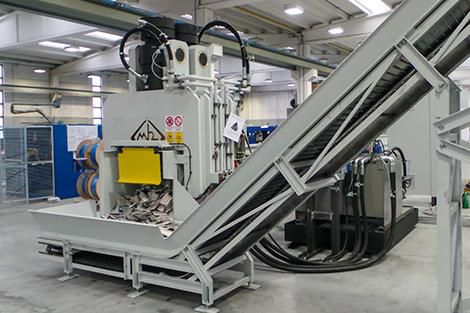 Cesoia elettrica - EMMEBI SRL - per ferraglia / a ghigliottina / automatica