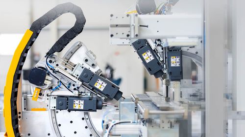 Linea di trattamento per profilati in PVC - BAZ 1000 - SCHIRMER MASCHINEN GMBH