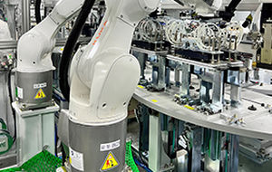 Linea di assemblaggio robotizzata - HANWHA MACHINERY - di controllo