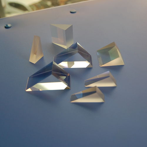 Prisma ottico ad angolo retto - Hobbite.Co., LTD - in vetro BK7 / su misura