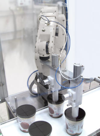 Macchina di riempimento per barattoli e vasetti - DR7 - Technogel S.P.A. - per la produzione di gelato / compatta / ad azionamento pneumatico