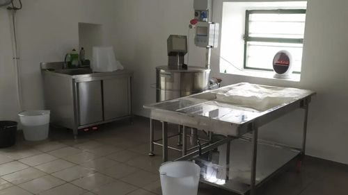 Porzionatrice per formaggio di capra - MP120 - Due Ci Inox Snc