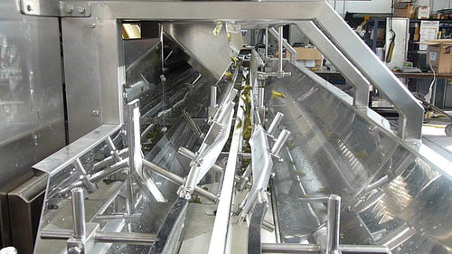 Macchina di riempimento ad alta velocità - FL-04_G 2000 - F.B.L. Food Machinery S.r.l. - scatole di conserve / per contenitori in vetro / per alimenti