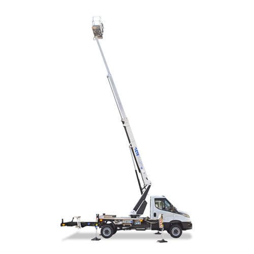 Piattaforma telescopica montata su camion - B-LIFT 18 - cte - con motore a combustione / per uso esterno / multiso