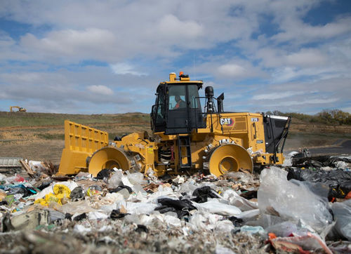 Escavatore intermedio - 816 - Caterpillar Equipment - cingolato / diesel / per discarica di rifiuti