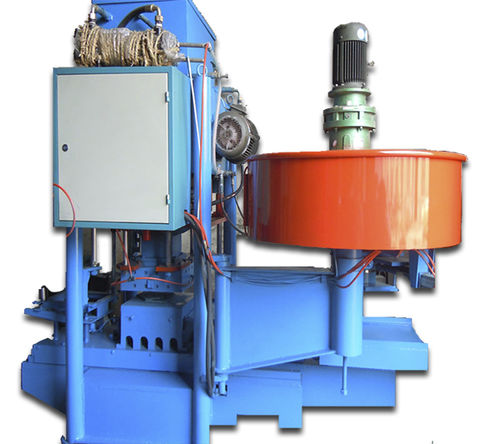 Pressa idraulica - 130W - Titan Machinery LP - di formatura / di produzione / per blocchi di cemento