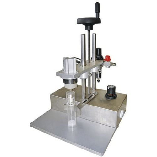 Incapsulatrice a pressione - Adelphi - pneumatica / semiautomatica / per l'industria farmaceutica