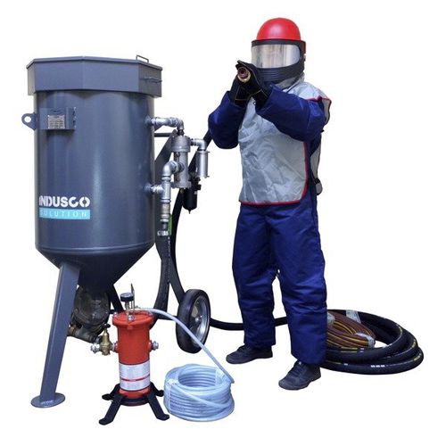 Sabbiatrice robotizzata - SPECIAL Clemco - Indusco Solution Sp. z o.o. - a pressione / ad aspirazione / mobile