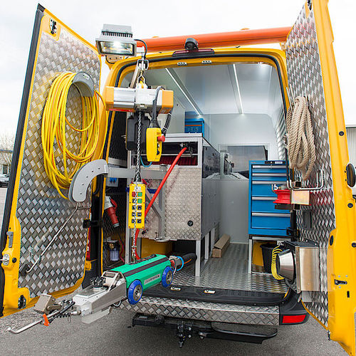 Veicolo per ispezione di canalizzazioni - Pipetronics GmbH & Co. KG - elettrico / furgone / a 4 ruote motrici