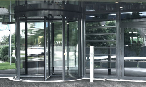 Porta girevole - TSA 325 NT RC2 - Geze GmbH - per interno / automatica