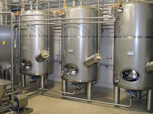 Linea di imbottigliamento e imballaggio - Perinox S.A.