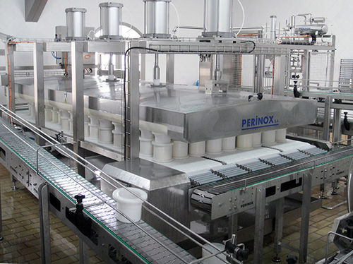 Sistema di trasferimento per latticini - Perinox S.A.