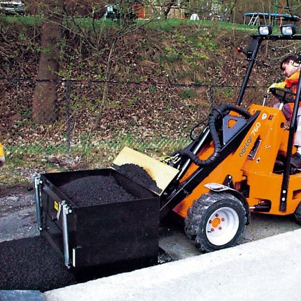 Finitrice di asfalti - 870200  - Norcar-BSB Ab Oy - montata su trattore / per strade