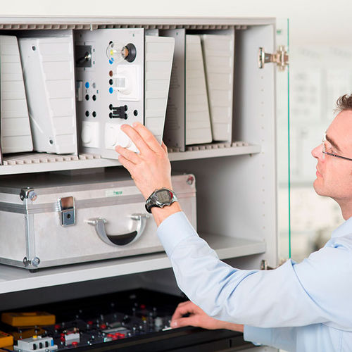Armadio di stoccaggio - hera Laborsysteme GmbH - a pavimento / da laboratorio