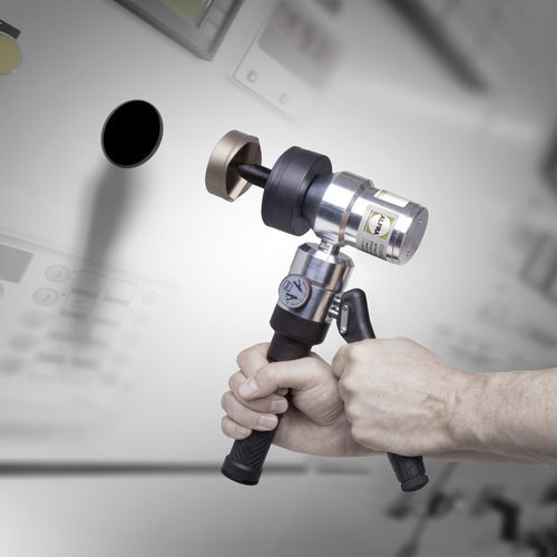 Punzonatrice manuale - CompactCombi® - ALFRA GmbH - idraulica / per lamiere / 90°
