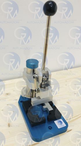 Pressa di aggraffatura - GM49 - GM AUTOMAZIONI - manuale / per connettore elettrico / a controllo manuale