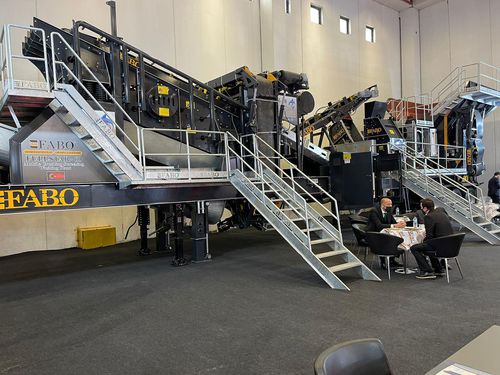 Gruppo di frantumazione e setacciatura a percussione - FULLSTAR-60 - Fabo Crushing Screening & Concrete Plants - mobile / primario / per il settore terziario