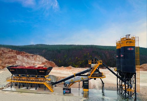 Centrale di betonaggio stazionario - COMPACT-110 - Fabo Crushing Screening & Concrete Plants - compatto / con nastro trasportatore