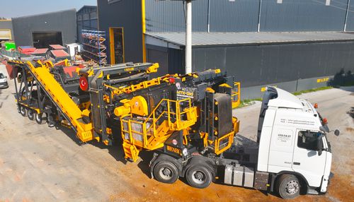 Gruppo di frantumazione e setacciatura mobile - MTK 130 - Fabo Crushing Screening & Concrete Plants - a percussione / per la produzione di sabbia / ad alta capacità