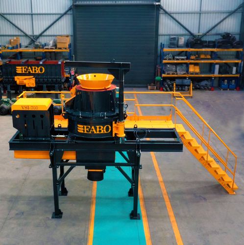 Gruppo di frantumazione e setacciatura a percussione ad asse verticale - VSI-700 - Fabo Crushing Screening & Concrete Plants - fisso / per la produzione di sabbia / ad alta capacità