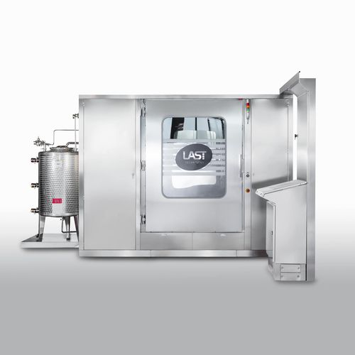 Macchina di lavaggio ad acqua - UCW ACE line - Last technology - ad aria compressa / automatica / per l'industria farmaceutica