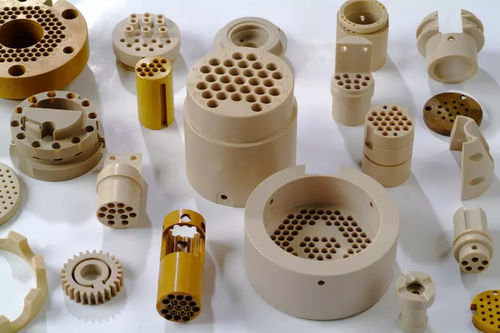 Tornitura conto terzi in plastica - DEDIENNE MULTIPLASTURGY® GROUP - per compositi / per il settore medico / di precisione
